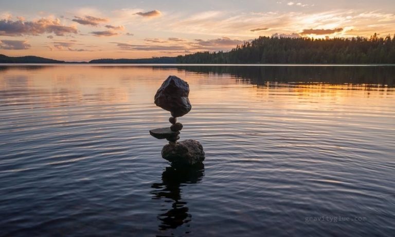 The Secret Behind How This Guy Balances Rocks Is Finally Revealed, And ...